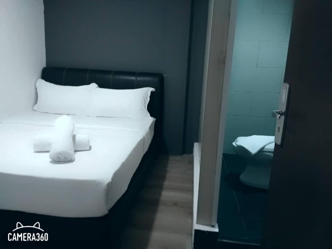33 Star Hotel By The Awinka Group Of Management Kuala Lumpur Eksteriør billede